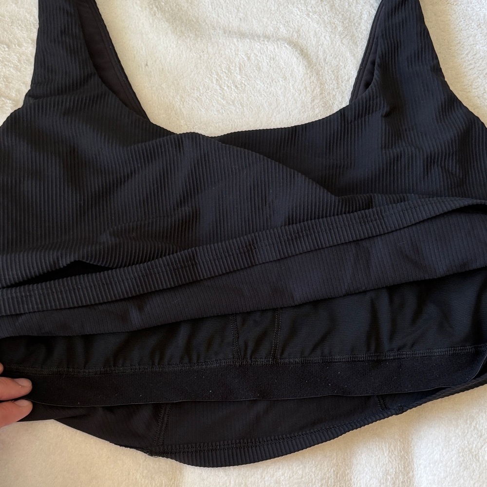 Black Ribbed old navy active top - Picture 3 of 4